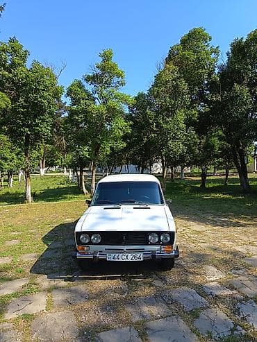 ikinci el traktorlar: VAZ 2106, ağ rəng, sedan gövdə tipli klassik model. Xarici: - Ağ — 8