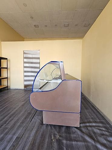 orta vitrin: Soyuduculu vitrin stendi – market, kafe, şirniyyat evi və delikates — 2