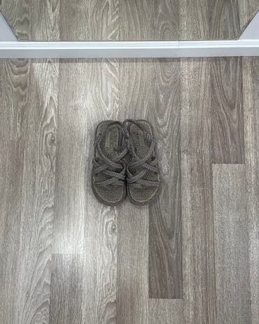 qadın vyetnamkaları: Ölçü: 38, rəng - Bej, İşlənmiş — 1