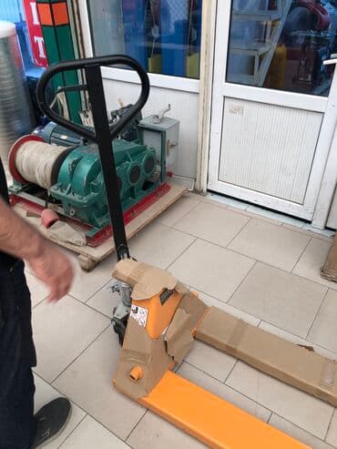 dülgər alətləri: 3Tonluq Transpalet — 1