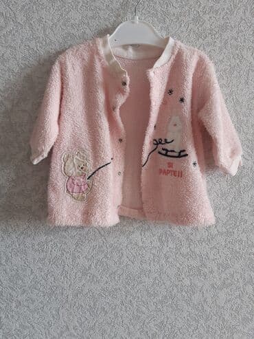 демисезонные комбинезоны для новорожденных: Körpə qız uşagı üçün üst geyimi. Yumuşaq materialı var. bir — 2