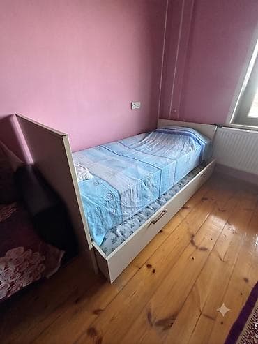 intex matras: İki nəfərlik çarpayı – altı çəkicili model - Ölçü: təxmini tək — 1