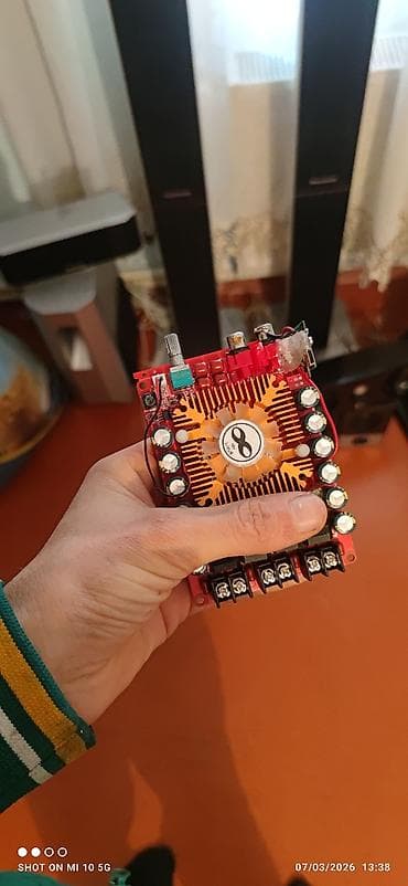 cat s60: Ev kinoteatrı üçün dinamiklər dəsti Komplekt: - Panasonic ön “tower” — 4