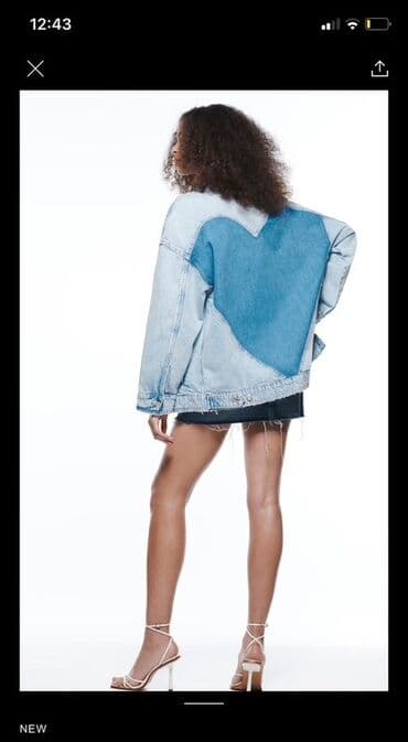 jaketler qadin ucun: Denim ceket – həcimli kəsim - Rəng: açıq mavi denim, arxada kontrast — 2