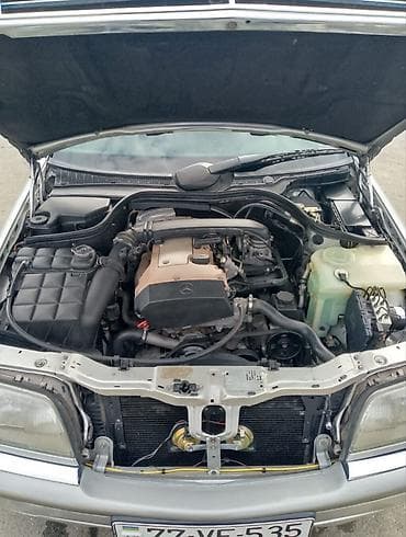 disk teker mercedes: Mercedes-Benz C 200: 2 l | 2000 il Sedan — 6