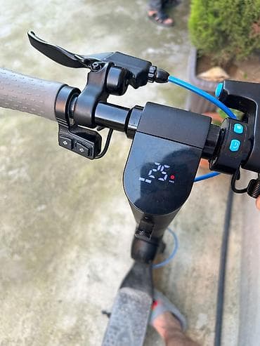 İşlənmiş Elektrik samokat 8", 501 - 750 Vt, 16 - 25 km/s — 2