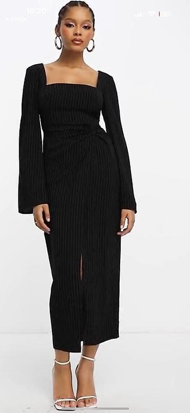 Alt paltarı: Asos Yeni 100 azn alinib endirimle satiram 40 olcuye uygun. Parcasi — 8