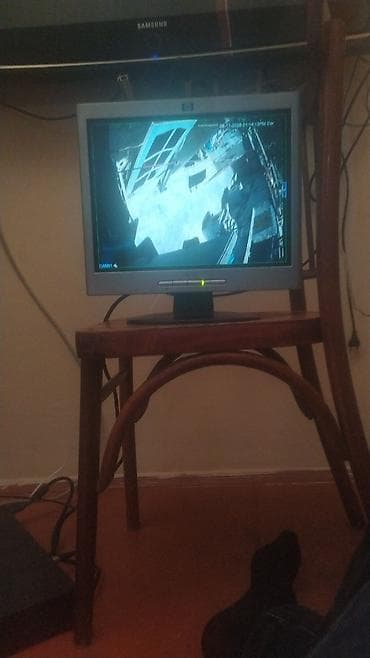 komputer dəst: HP L1502 LCD monitor - Ekran ölçüsü: 15 düym (4:3 nisbət) - Model — 4