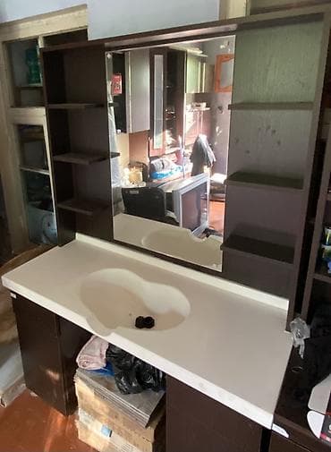2 el metbex mebeli: Berber kamotu ünvalnikli yep yeni.Şirvan şeherindedir - Üst hissə — 1