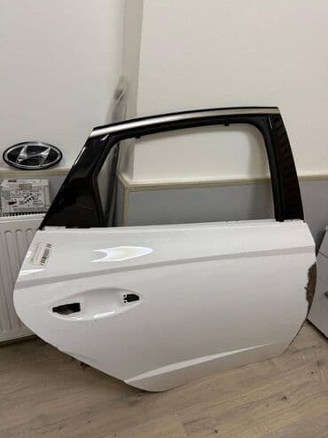 Sağ arxa, Hyundai sonata