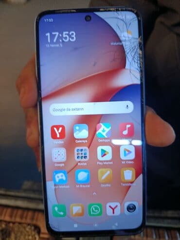 Redmi 12, 256 GB, rəng - Ağ, Qırıq