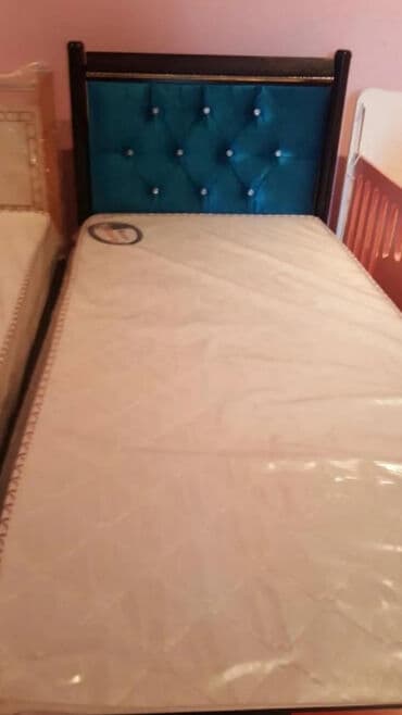 tek neferlik kravat: Kravatlar Matrasla 200 azn Her novde her rengde 1 mertebe ve 2 mertebe — 20