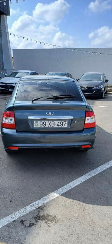 lider disk 07: VAZ (LADA) Priora: 1.6 l | 2014 il 137467 km Hetçbek — 15