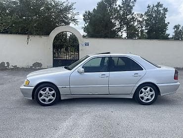 kompressor mercedes: Mercedes-Benz C 230: 2.3 l | 2000 il Sedan — 5
