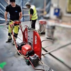 qapi ucun setkalar: Beton kəsmə beton deşmə xidməti Karot - HILTI DD 200 / 350 ilə 25 ° — 25