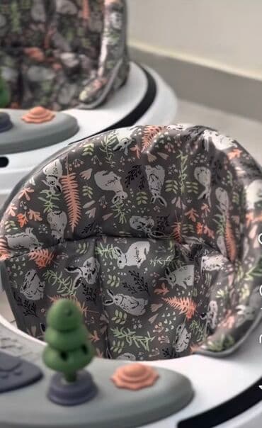 Gəzinti arabaları: Uşaq gəzdirəni / yürütəcəyi - Dairəvi, sabit və geniş əsaslıq: 6 ədəd — 4