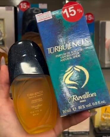 Parfum satilir bir defe etrine baxilib 90 azn.
originaldi Fransa