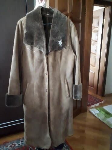 Dəstlər, kostyumlar: Dublyonka. Türkule istehsalıdır. Çox az geyinilib. Tezeden secilmir — 1