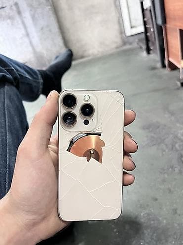 iphone 16: IPhone 15 Pro, 64 GB, Desert Titanium, Qırıq — 5