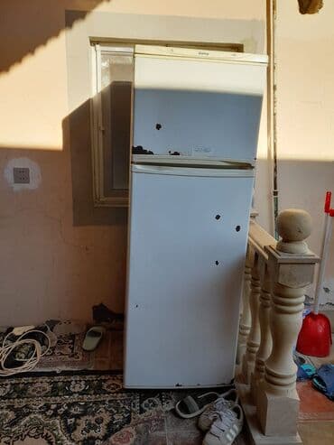 Çaydanlar: İşlənmiş 2 qapılı Dnepr Soyuducu Satılır, rəng - Ağ — 1