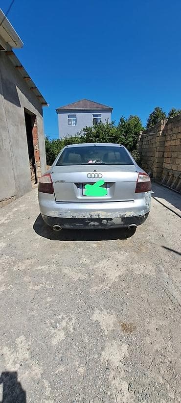 Audi: Audi A4 sedan - Kuzov: gümüşü rəng, 4 qapı, ikiqat çıxışlı egzoz - — 1