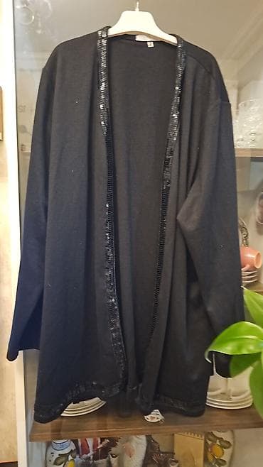 usta geyimi: Qara rəngli qadın kardiqanı - Model: açıq önlü, düyməsiz kardiqan - — 1