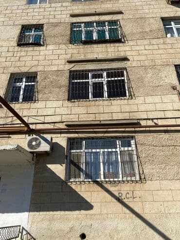 turbo az ford transit 16 1: Bakı, Qaraçuxur qəs., 4 otaqlı, Köhnə tikili, 99 kv. m — 18