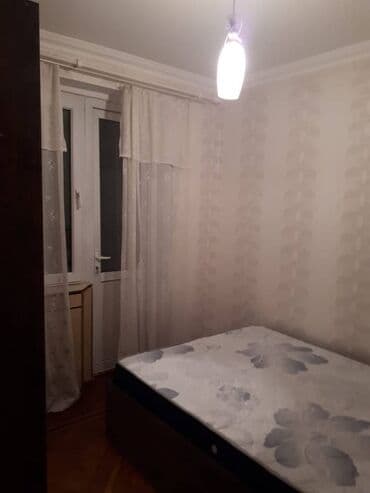 mingecevirde ucuz kiraye evler: Azadliq metrosunun yaxınlığında köhnə kapital banka yaxın 5 — 12