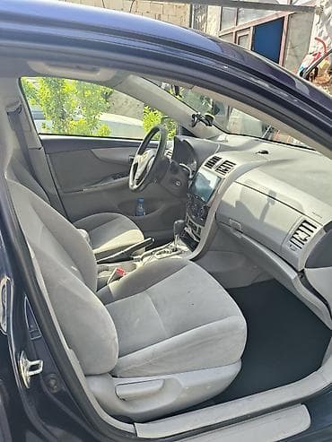 toyota corola: Toyota Corolla: 1.8 l | 2012 il Sedan — 7