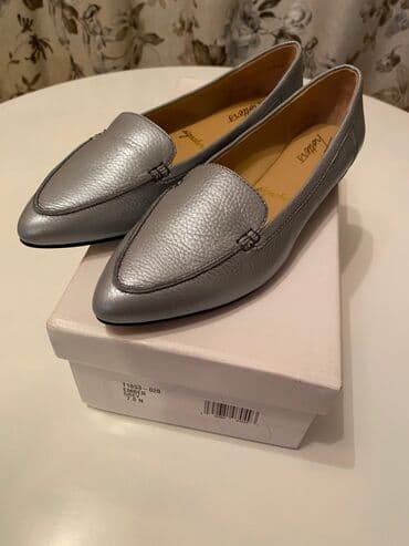 makasin ayaqabı: Ölçü: 38.5, rəng - Gümüşü, Yeni — 2