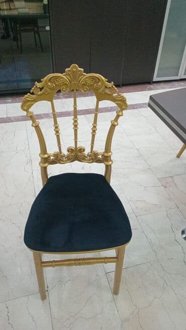 işlənmiş masa: 200 eded stul Qiymet 1 ededi 38 man Hamisi 1 likde satilir — 1