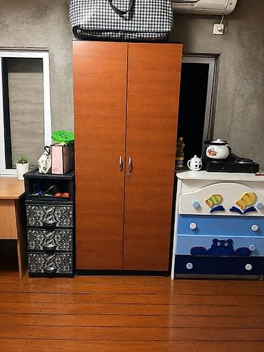 İşlənmiş, 2 qapılı, Siyirməli, Qəhvəyi, Taxta, Açılan, Düz dolab — 1