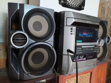 панасоник музыкальный центр: Sony musiqi mərkəzi, CD oxuyucusu, radio və dinamiklərdən ibarətdir — 2