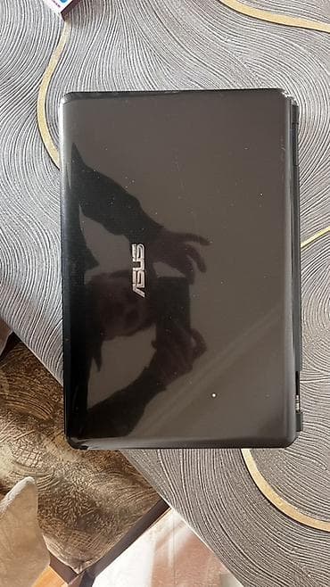 ASUS: ASUS 15.6 ", Intel Pentium, 256 GB — 1