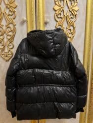 qadin ucun is elanlari: Qara qadin ucun kurtka, razmer M-L, ciriği yoxdur — 3