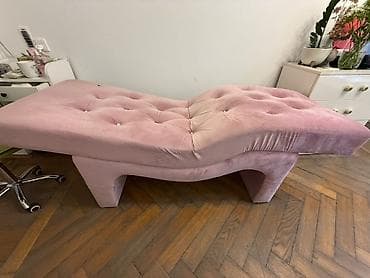 relax mebel: Qızılı düymələrlə bəzədilmiş, pastel-çəhrayı rəngli, dalğalı formaya — 1