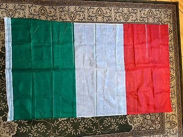 bayraq satışı: Məhsul: Bayraq dəsti Tərkib: - Azərbaycan bayrağı – üfüqi — 2