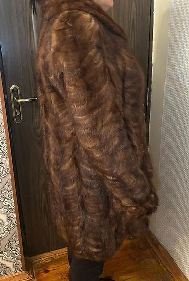 dest geyim: Norka Qadın kürkü – qəhvəyi rəngli, uzunsov kəsim - Material: təbii — 4