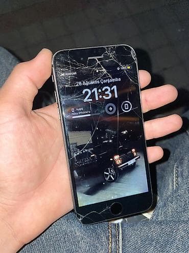 12 iphone: IPhone 8, 64 GB, Space Gray — 1