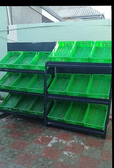 Avadanlığın icarəsi: Meyvə tərəvəz vitrini bir ededinin eni 1.30 du qiymət 380azn sabuncu — 1