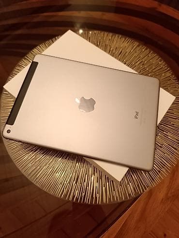 iphonr 9: Apple iPad planşet - Rəng: Gümüş (Space Grey ön çərçivə, arxada gümüş — 3