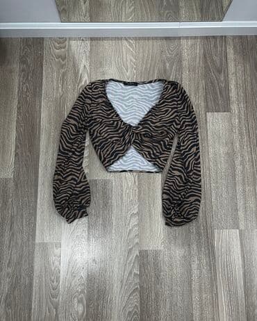 вешалка в прихожую с зеркалом: Bluz — 1