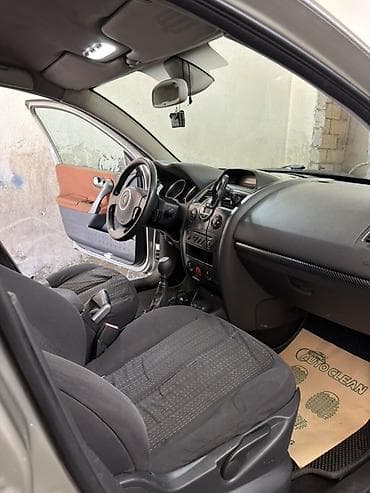 vito oturacaqlari: Renault Megane: 1.5 l | 2007 il 424000 km Universal — 6