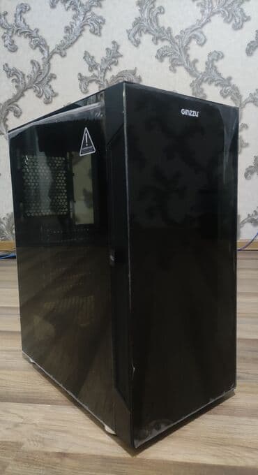 kalonka dinamik satisi: Ginzzu CL190 kompüter korpusu. - Format: ATX/Micro‑ATX/mini‑ITX — 2