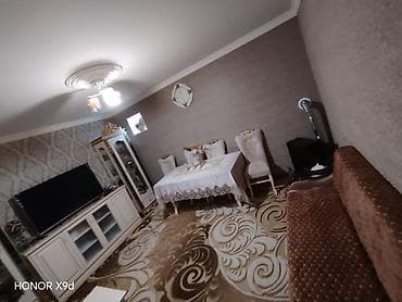 Təsvir: - Zövqlü şəkildə yığılmış, işıqlı zal: divar kağızları, tavan lalafo.az -da Təsvir: - Zövqlü şəkildə yığılmış, işıqlı zal: divar kağızları, tavan