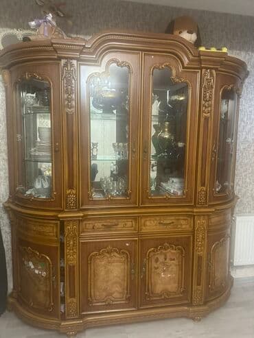 Açılan, 4 qapılı Düz dolab, Bufet