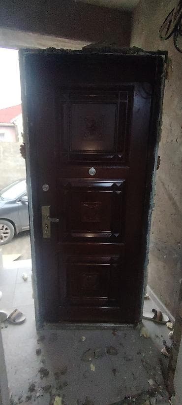 Bərkidici məhsullar: Taxta üslubunda giriş qapısı - Material: metall konstruksiya, taxta — 5