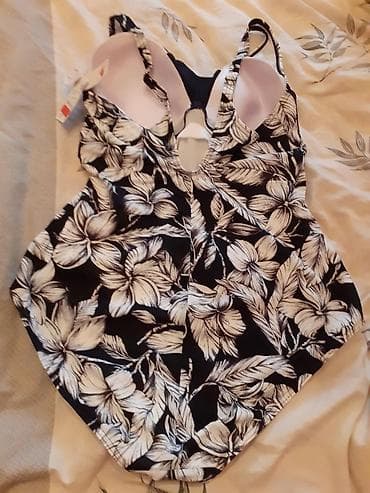 боди купальники: Təzə keyfiyyətli kupalnik.52-54-56 razmer.Firma C&A. Baha — 3