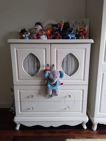 школьные парты и стулья: Oğlan və qız üçün, İşlənmiş, 2 tumba, Dolab, Komod — 2