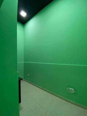 qarayev obyekt: Əhmədlidə ukraina meydanı tərəfdə yerləşən ümumi sahəsi 250 kv,m olan — 2